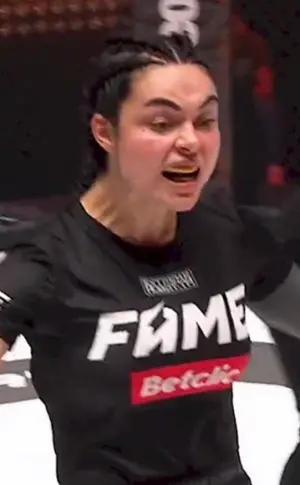 Kamille zusje MMA
