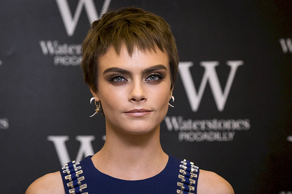 Cara Delevingne cara Delevingne