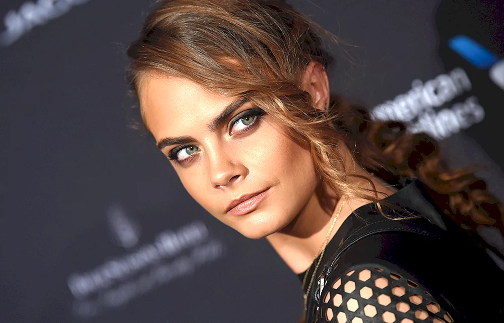 Cara Delevingne cara Delevingne