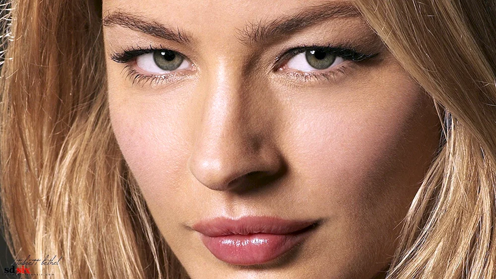 Bridgette Regan The Legend of the Seeker Staffel 1
