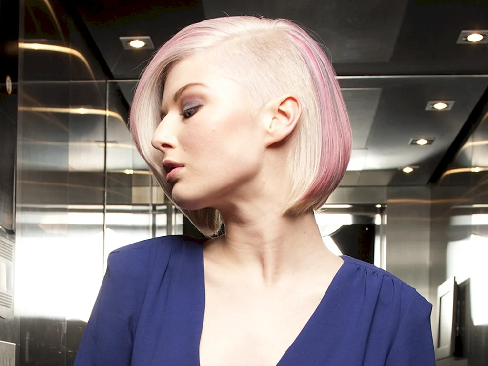 Pixie Cut Undercut