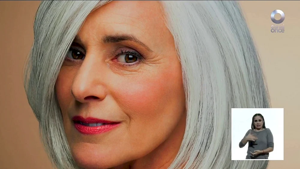 Daphne Hicks graue Haare