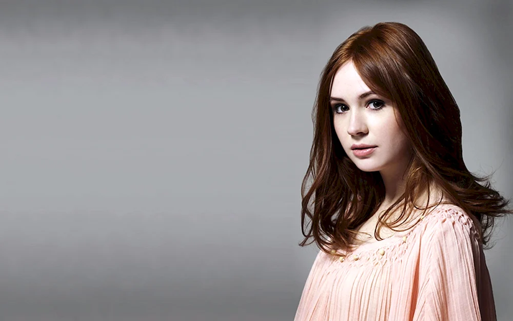 Karen Gillan 2021
