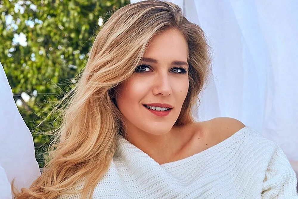Karina Andolenko
