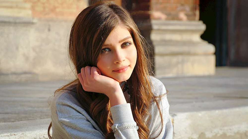 Karina Streamer