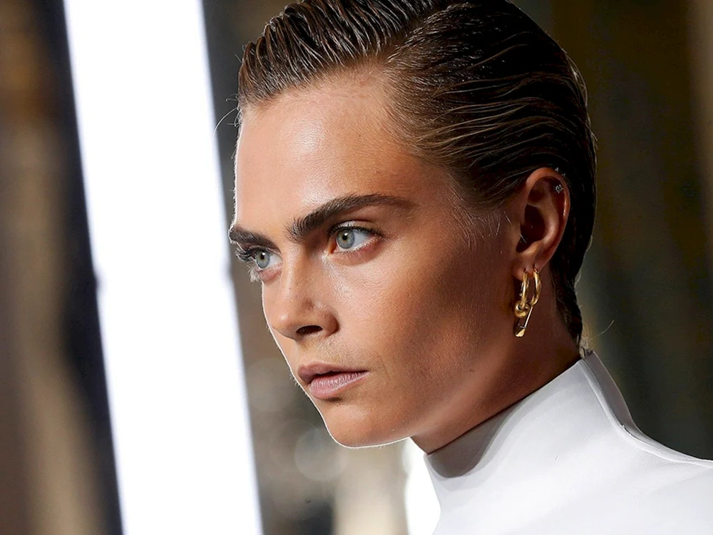 Cara Delevingne cara Delevingne