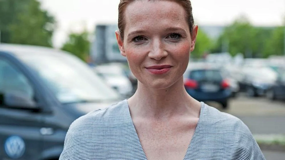 Caroline Herfurth als junges Mädchen