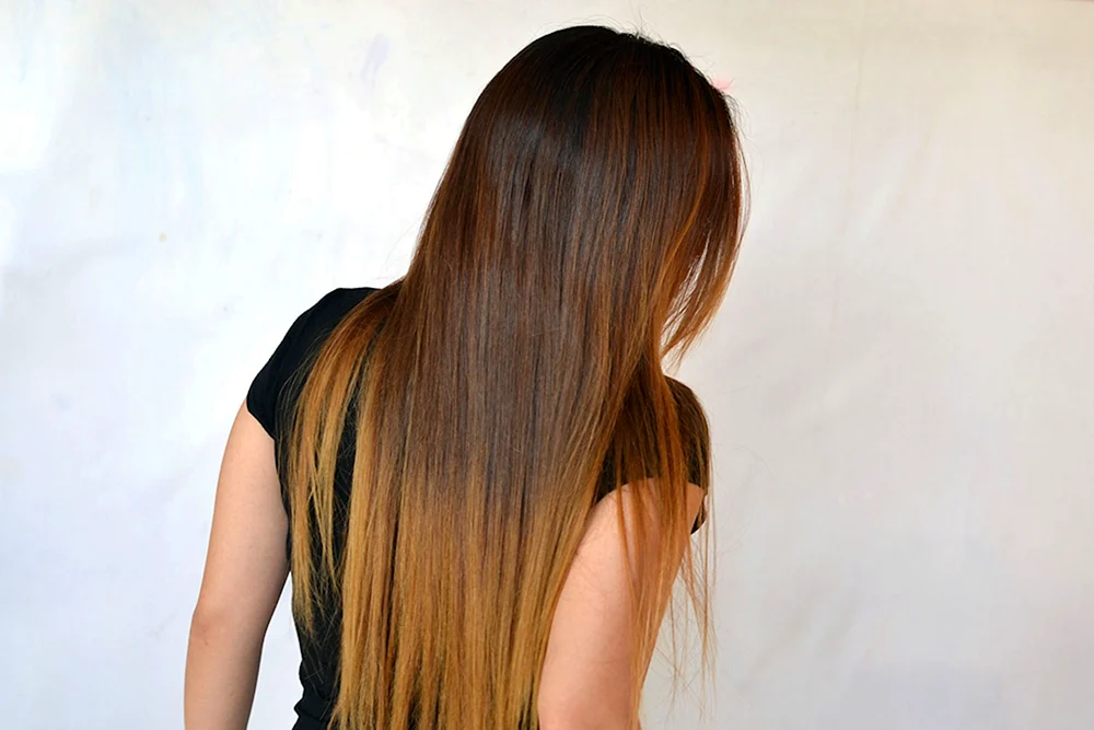 Michelle Olvera mit grauem Haar