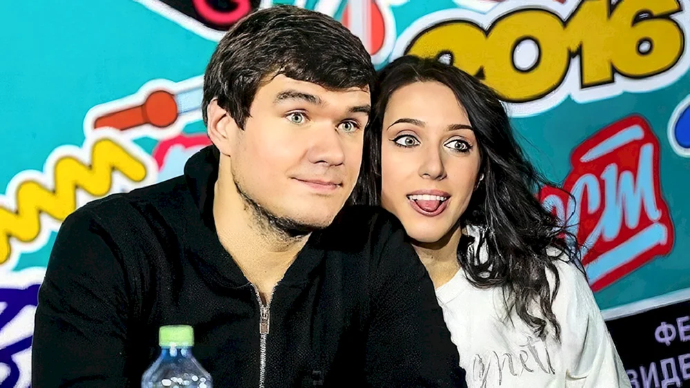 Katya Clap und Zhenya Bazhenov