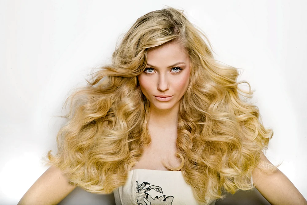 Katya Vasilenko Locken