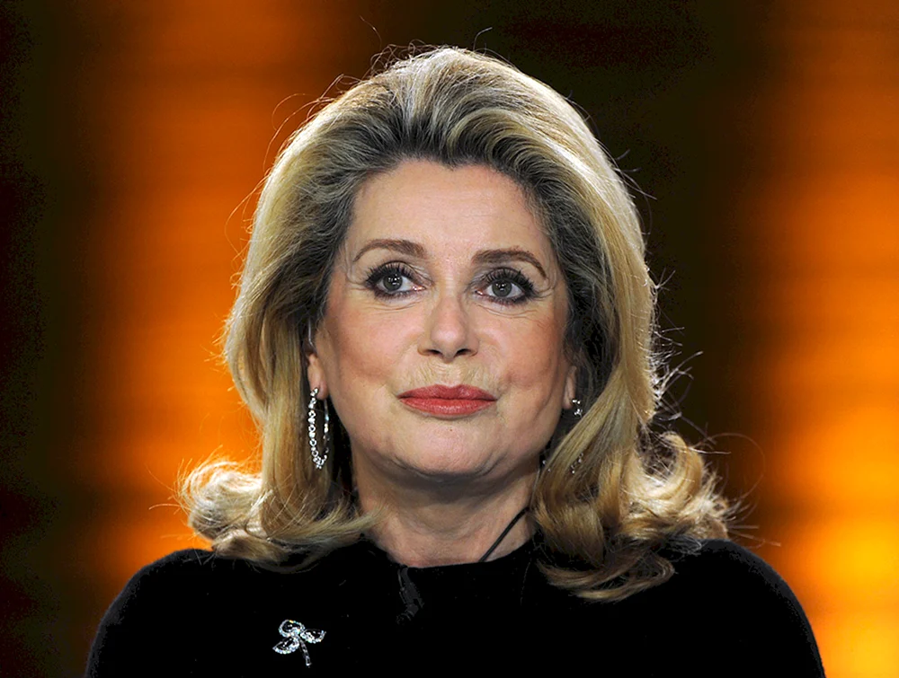 Catherine Deneuve 2022