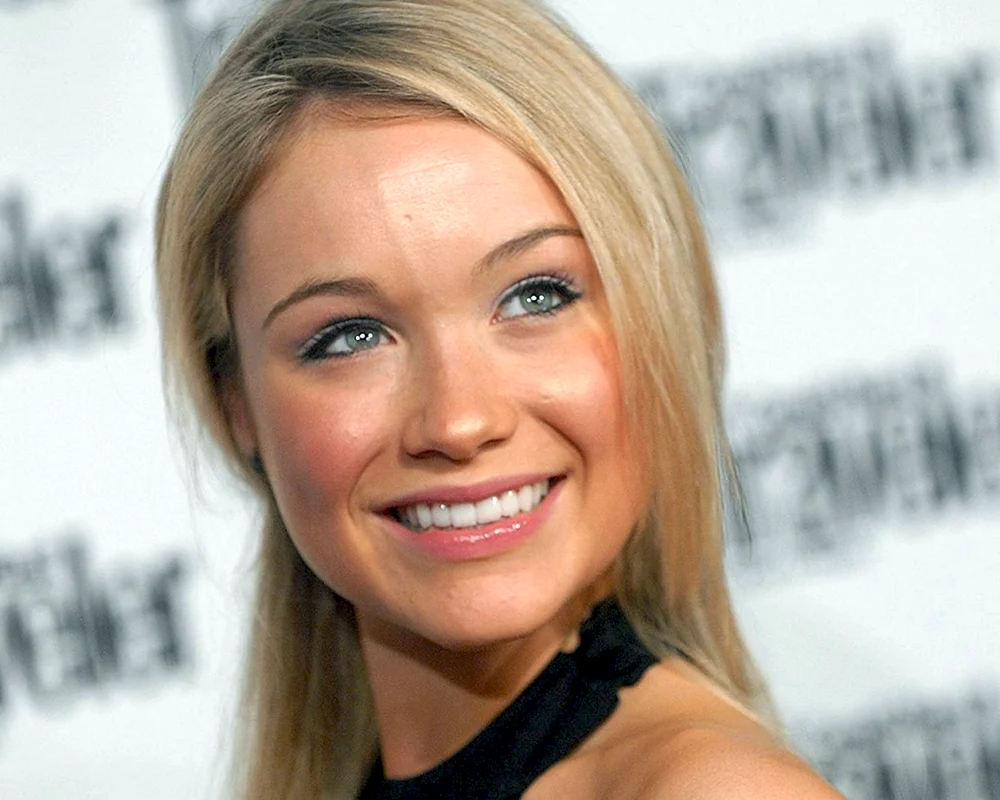 Katrina Bowden Gesicht