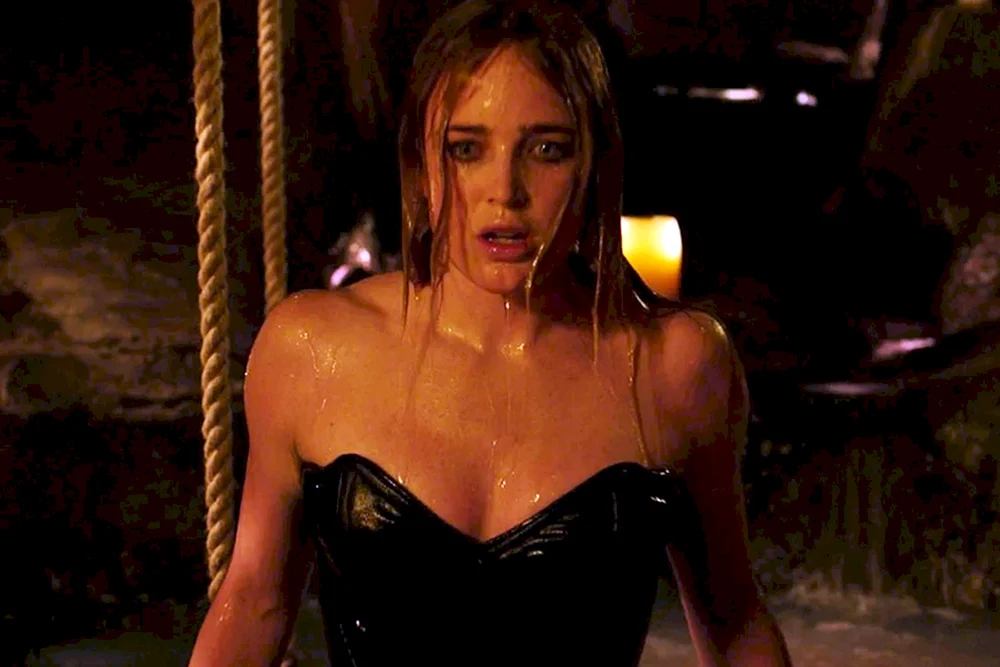 Katey Lotz arrow