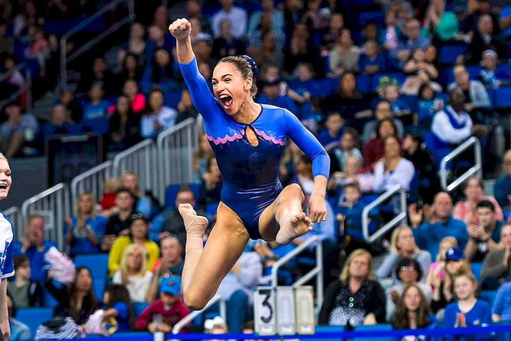 Katelyn Ohashi. Ohashi