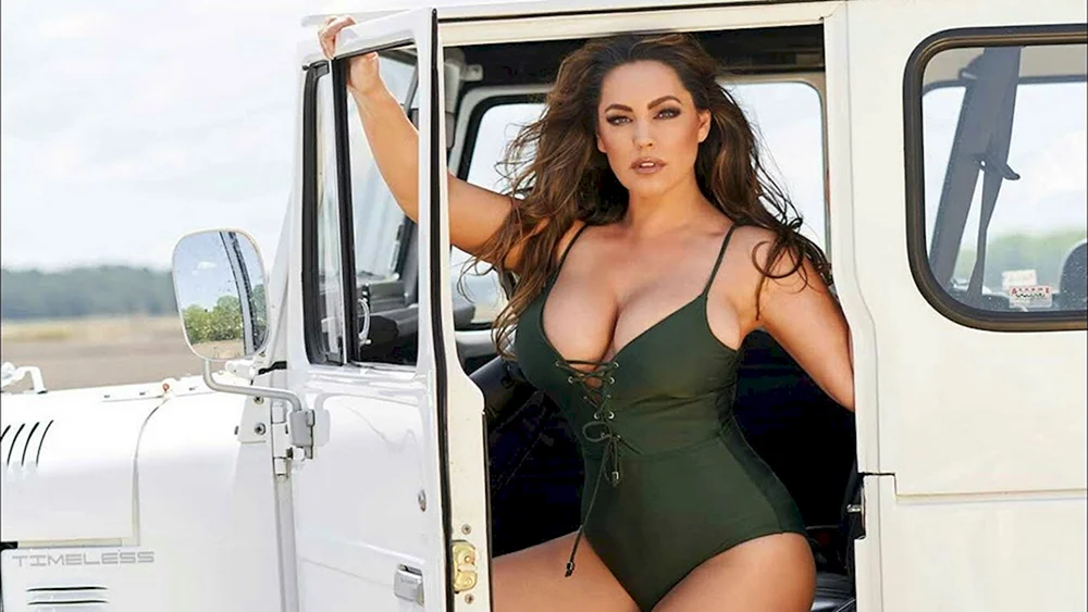 Kelly Brooke 2021