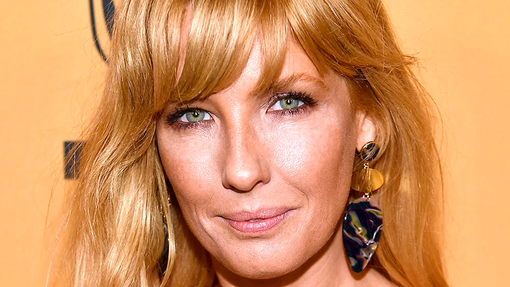 Kelly Reilly Paradise Lake