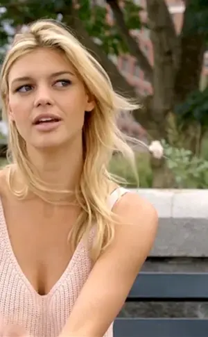 Kelly Rohrbach Foto