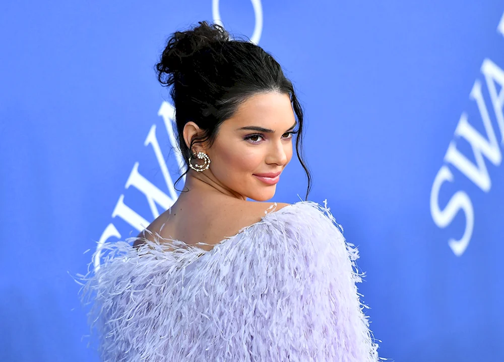 Kendall Jenner lächeln