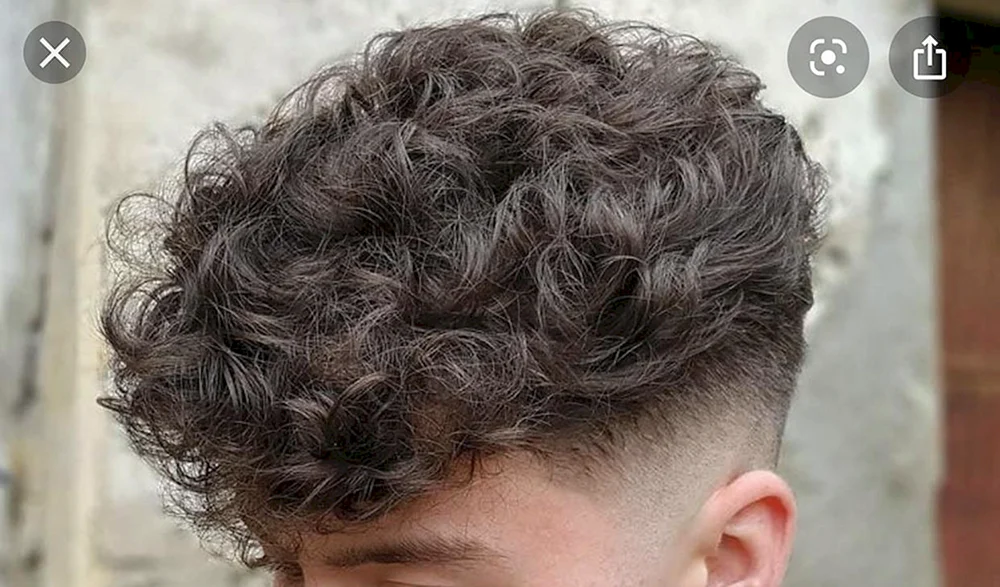 Fade cropped undercat
