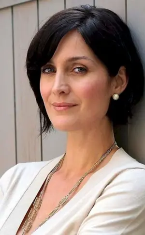 Carrie-Anne Moss