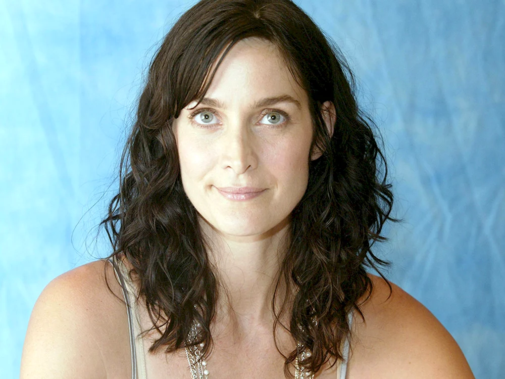 Carrie-Ann Moss