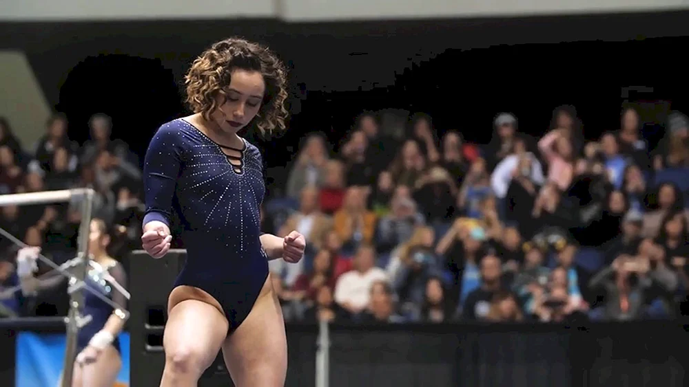 Katelyn Ohashi Turnen