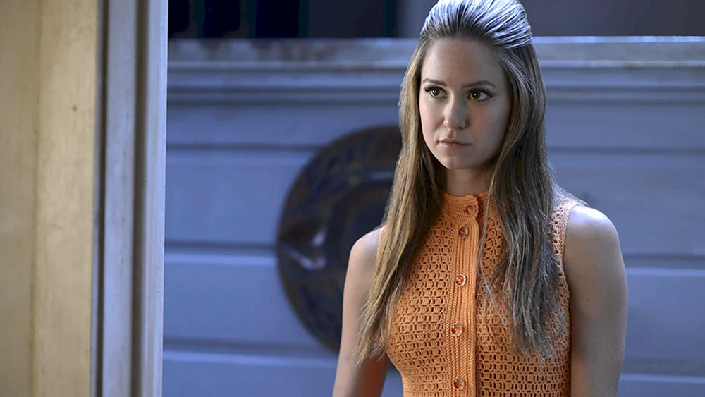Katherine Waterston 2015