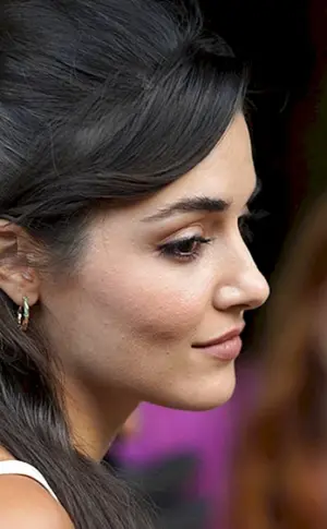 Hande Erchel Eda Yildiz