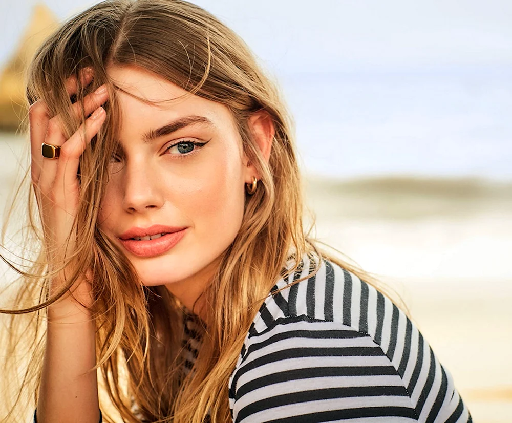 Miranda Kerr mit 15