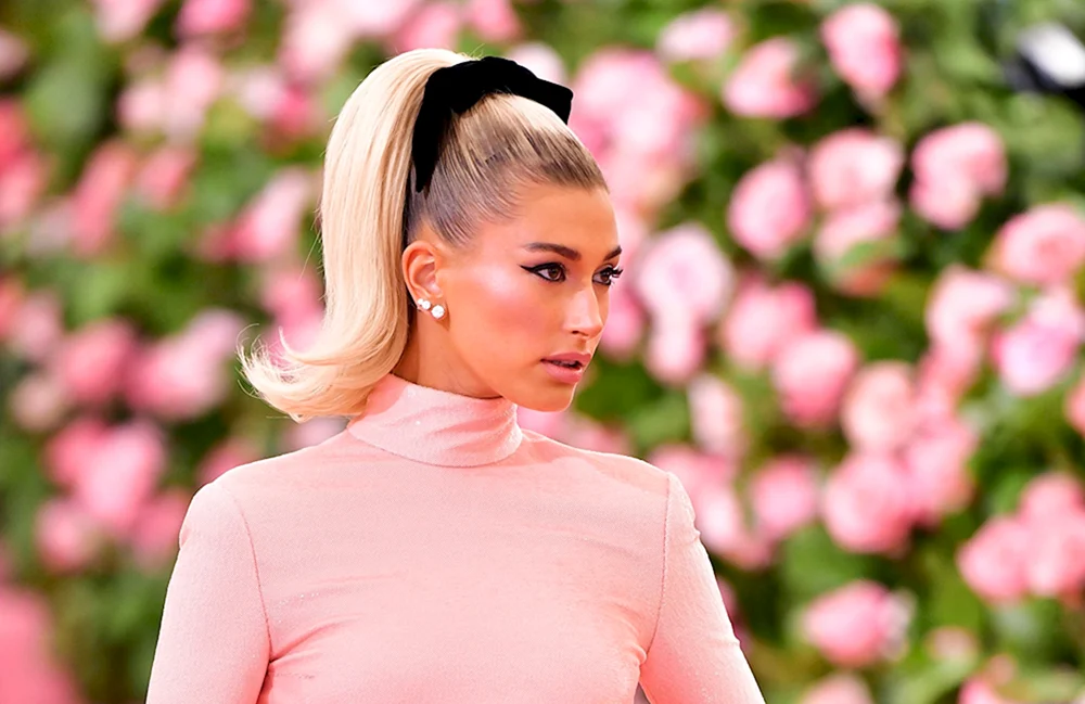 Hailey Bieber