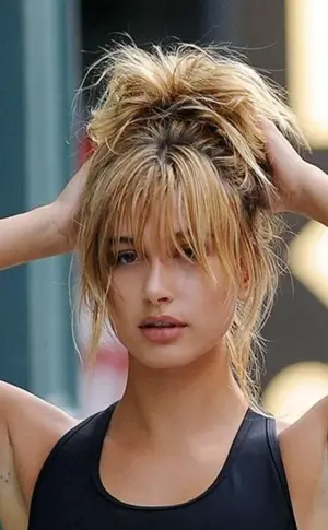Hailey Baldwin
