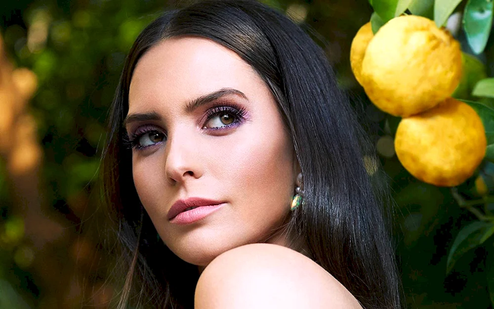Genesis Rodriguez 18