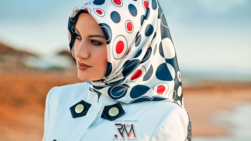 Madina Camila Muslim