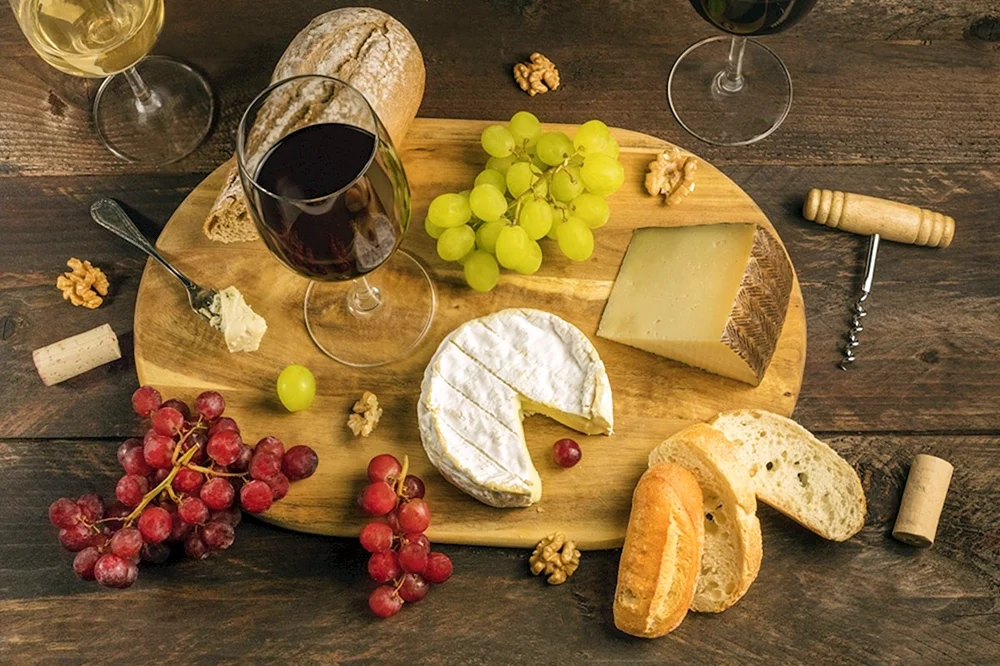 Brot Käse Wein Jalta Intourist