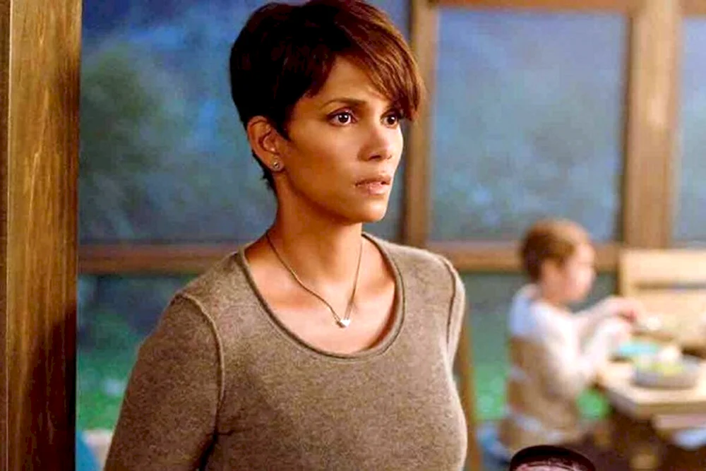 Holly Berry 2004