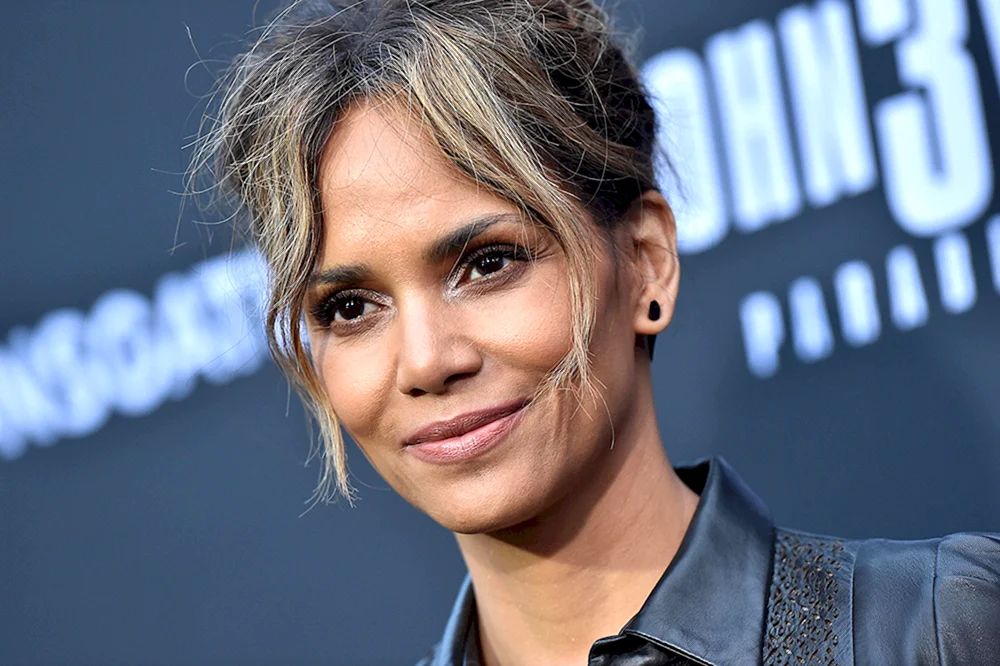 Halle Berry 2021