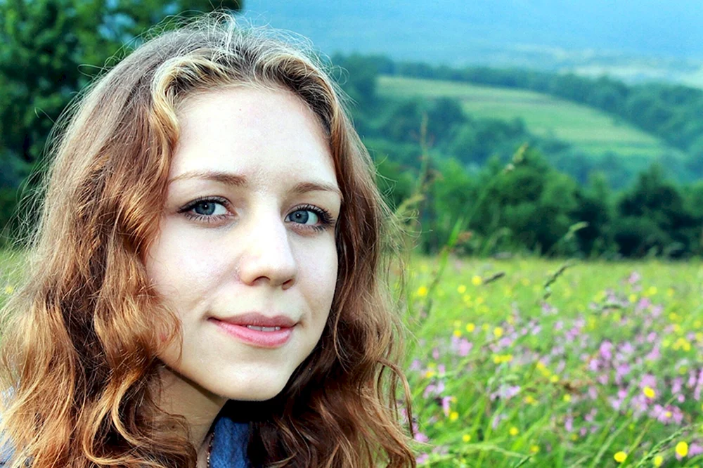 Yulichka Khomchuk Schauspielerin