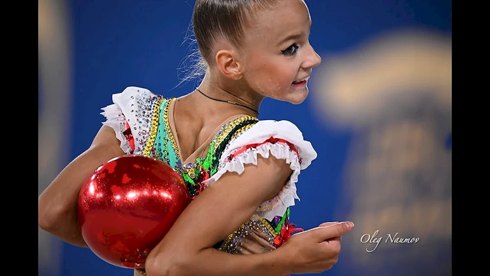 Frisuren für die rhythmische Sportgymnastik 2023