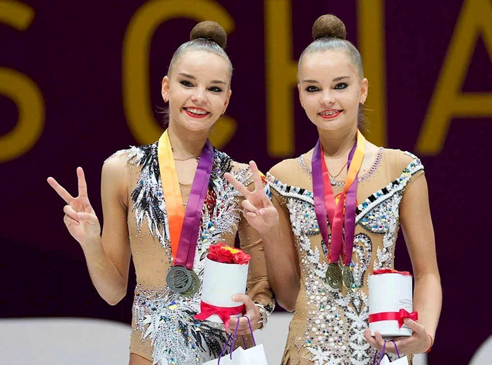 Rhythmische Gymnastik Averina Dina und Arina