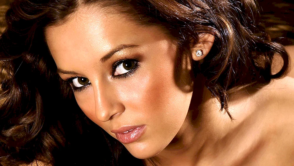 Keeley HazellKeeley Hazell Britische Schauspielerin