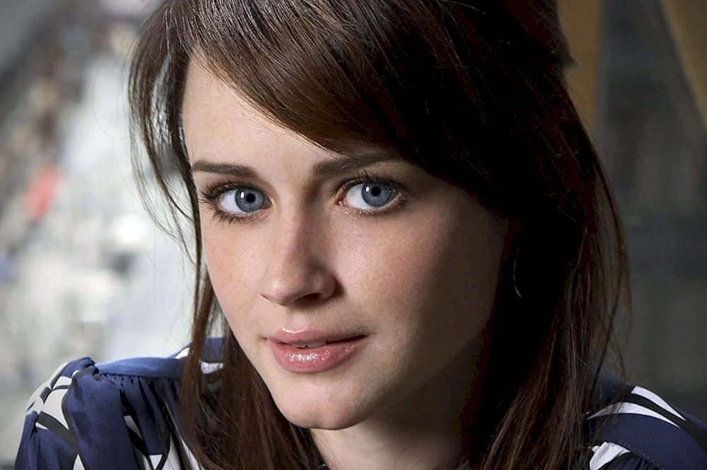 Alexis Bledel 2022