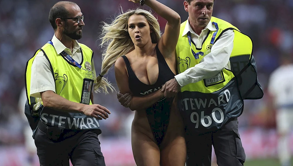 Kinsi Wolanski Wolanski