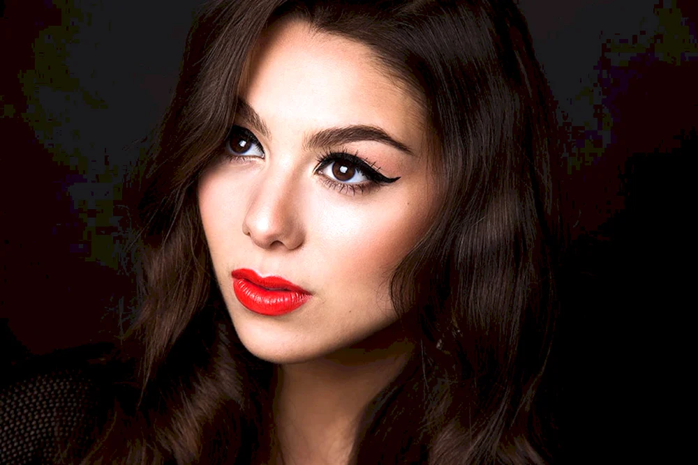 Kira Nicole Kosarin