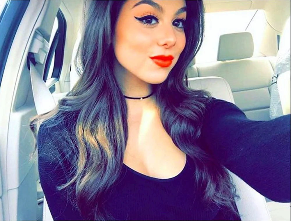 Kira Kosarin