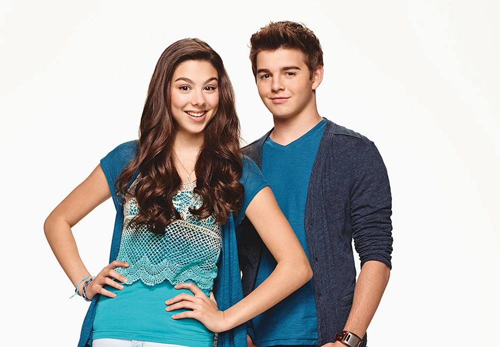 Kira Kosarin Phoebe