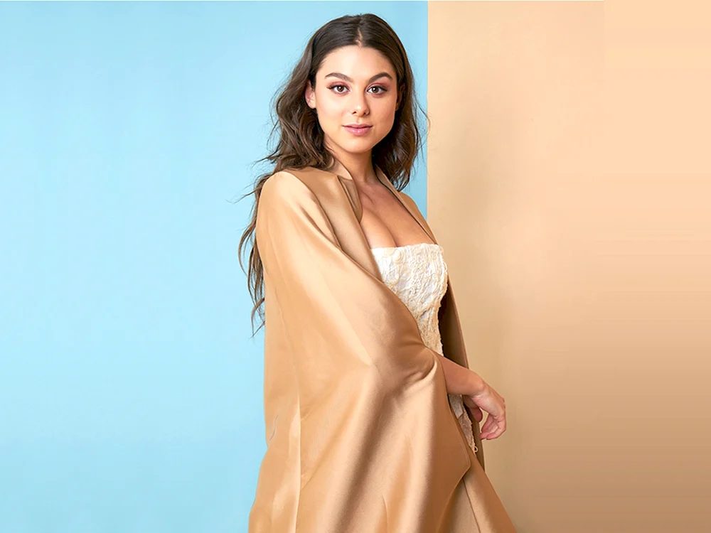Kira Kosarin 2018
