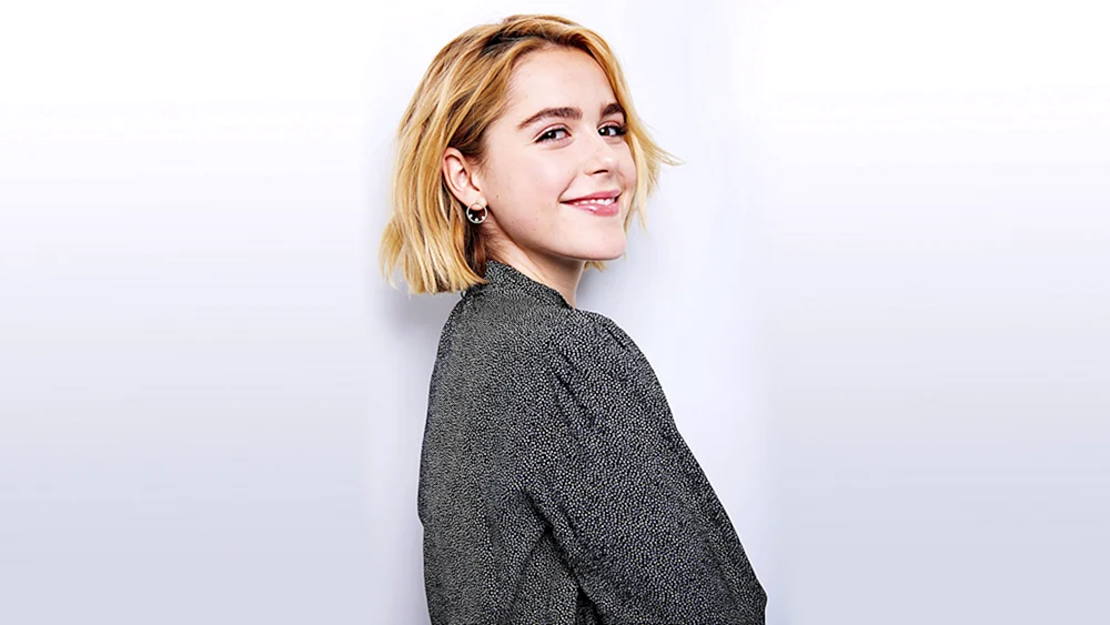 Kiernan Shipka 2022