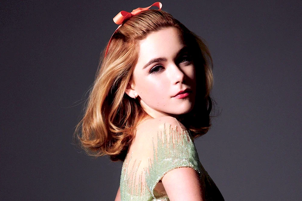 Kiernan Shipka Gwen Stacey
