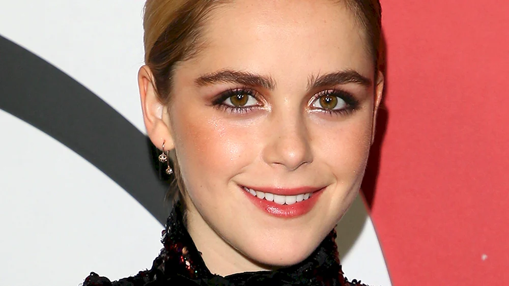 Kiernan Shipka 2022