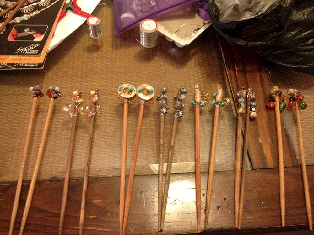 Chinesische Haarstäbchen mit Schmuck